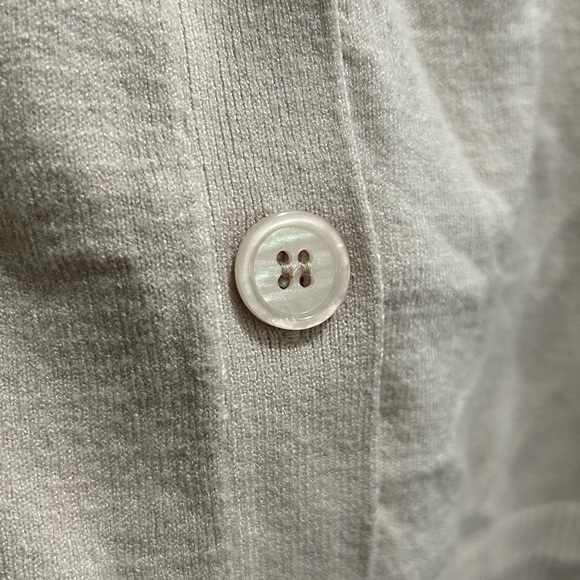 NWOT Aaeda long-sleeve vintage look cardigan sweater with floral appliques XL - Picture 8 of 9